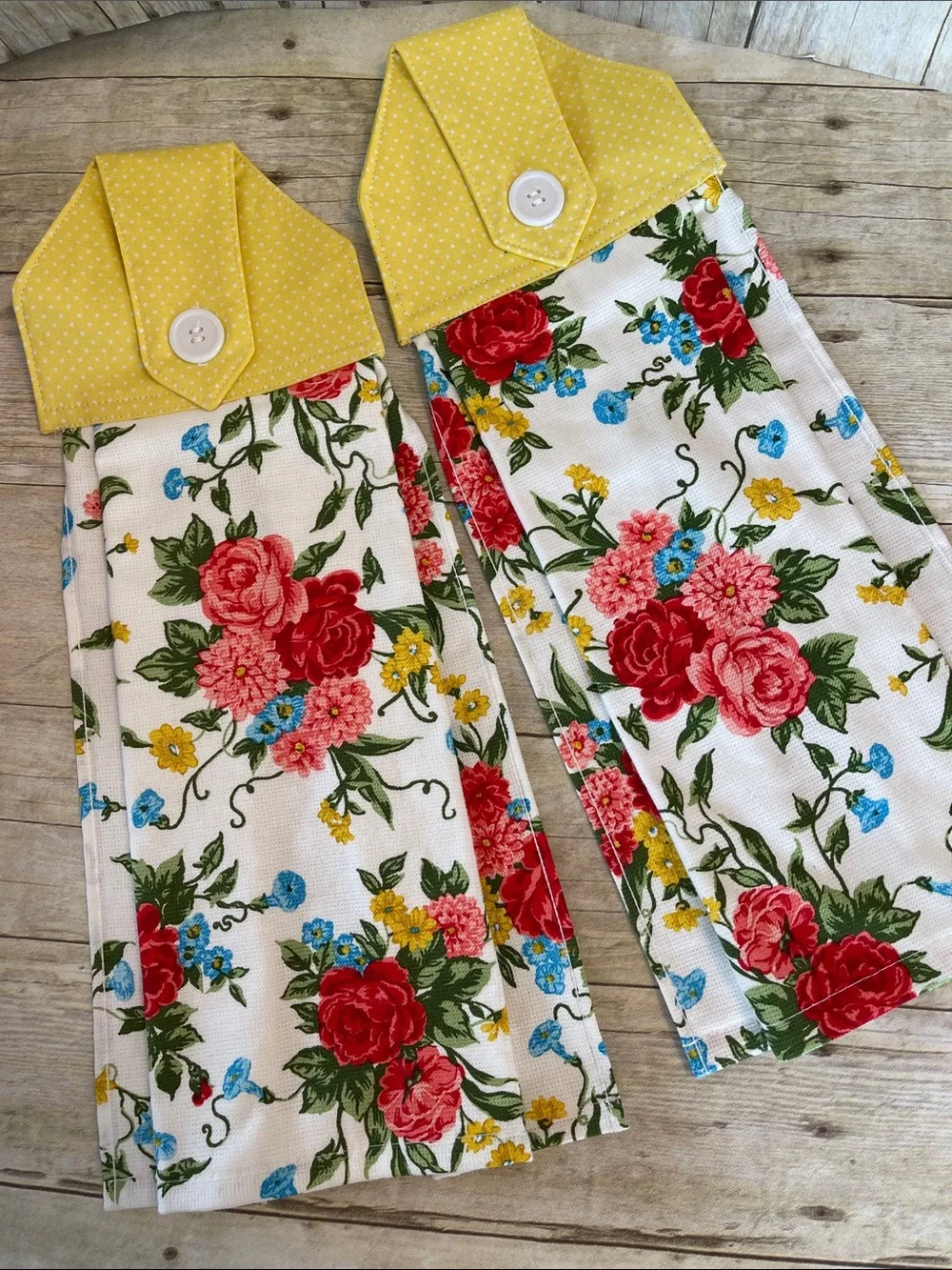 Sewn Top Towel with Yellow  Pioneer Woman Set of Two